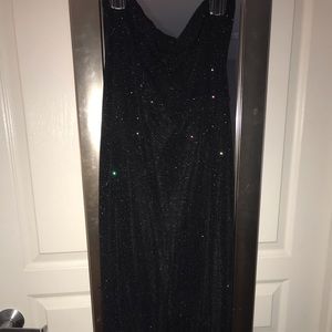 NWT! The Boutique midi dress